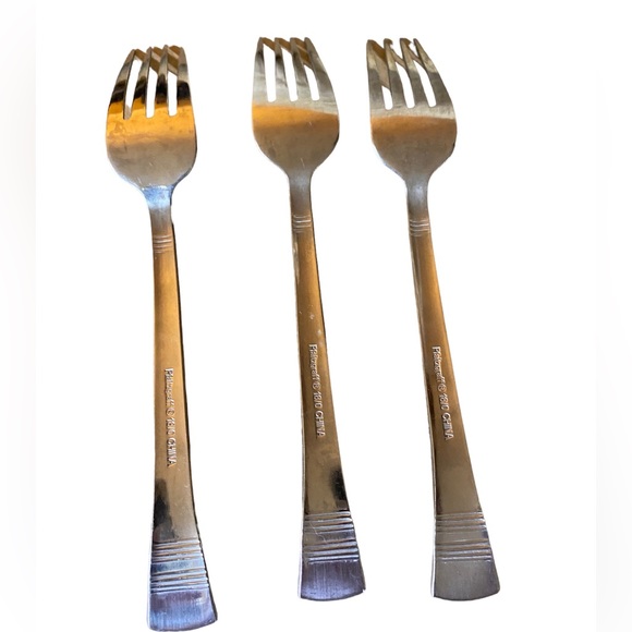 3 Pfaltzgraff Dinner Forks - Picture 4 of 5